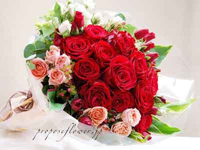 プロポーズ花束赤バラ