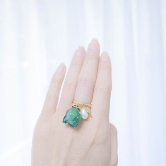 グリーン・バラの指輪