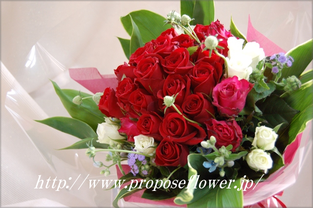 プロポーズ薔薇の花束