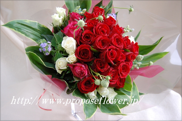 プロポーズな薔薇の花束