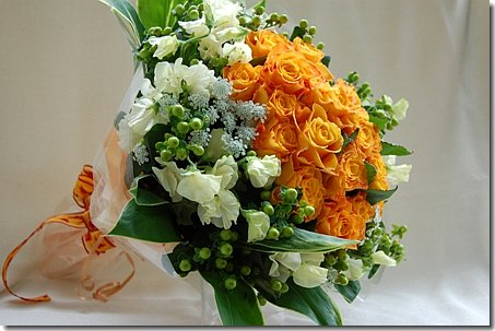 オレンジのバラ花束