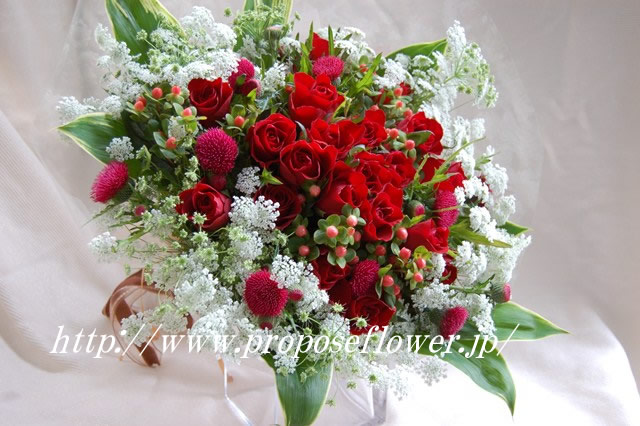 赤い薔薇の花束・プロポーズ