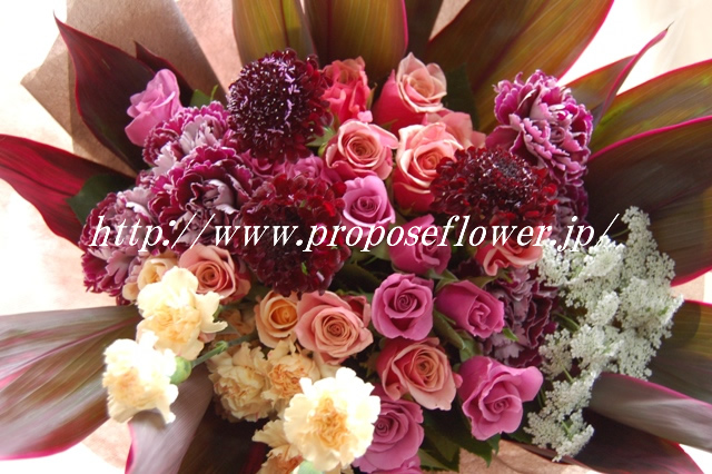 母の日に贈るおしゃれな花束 ドイツマイスターの花束専門店 プロポーズフラワーショップ