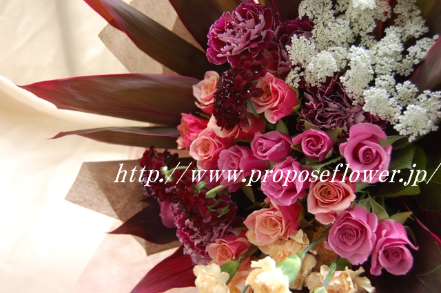 母の日に贈るおしゃれな花束 ドイツマイスターの花束専門店 プロポーズフラワーショップ