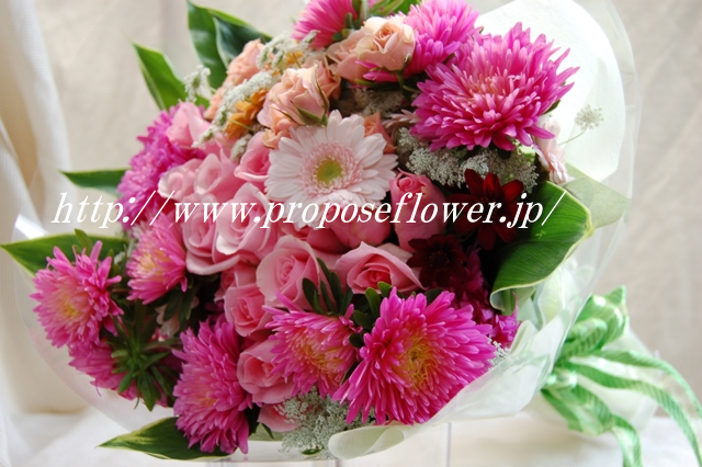 春色ピンクでプロポーズの花束 ドイツマイスターの花束専門店 プロポーズフラワーショップ