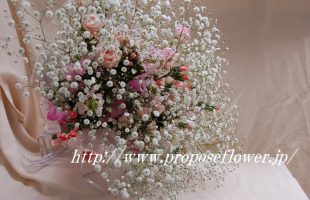 かすみ草プロポーズの花束
