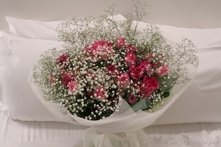 軽井沢ホテルブレストンコートでプロポーズの花束