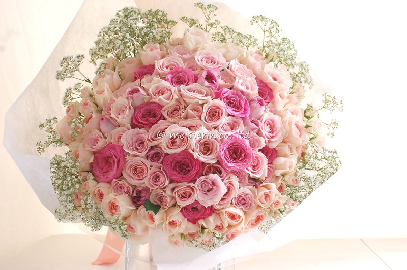 ピンクのバラ100本花束