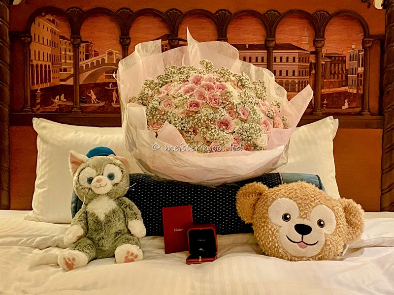東京ディズニーシーホテルミラコスタで１０８本バラとカスミソウのプロポーズ