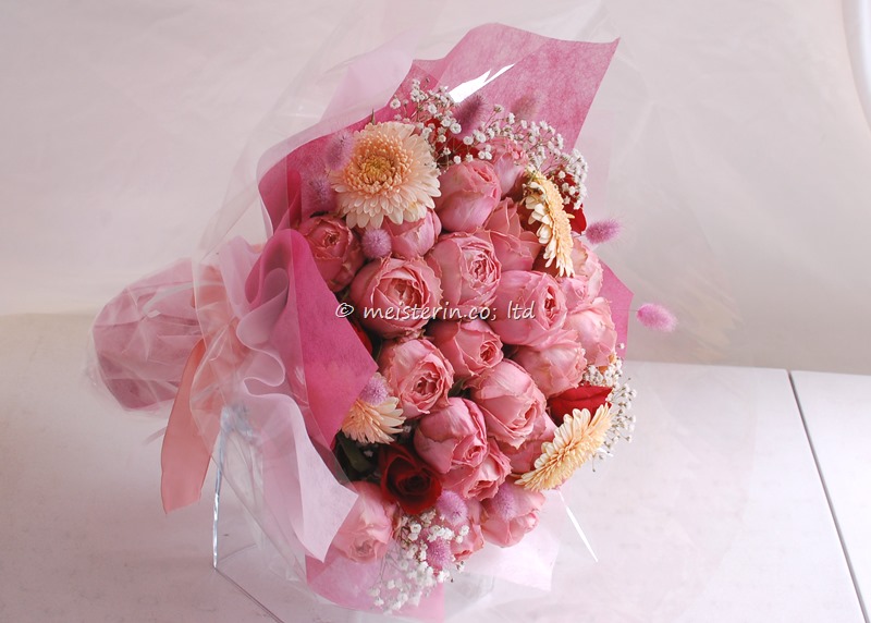 ディズニープロポーズな可愛いピンクの花束
