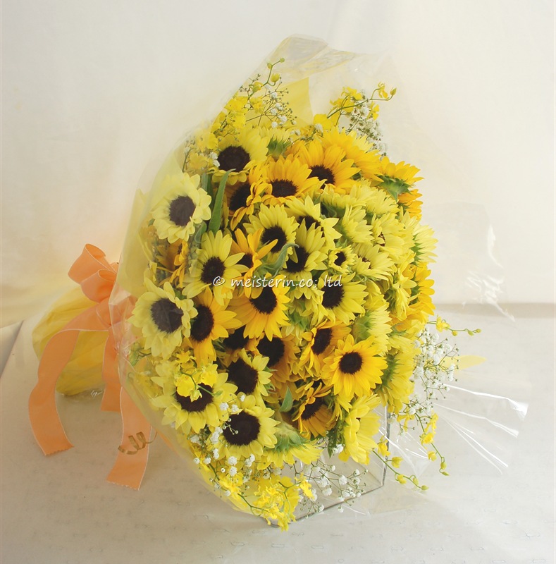 向日葵１０８本のプロポーズの花束