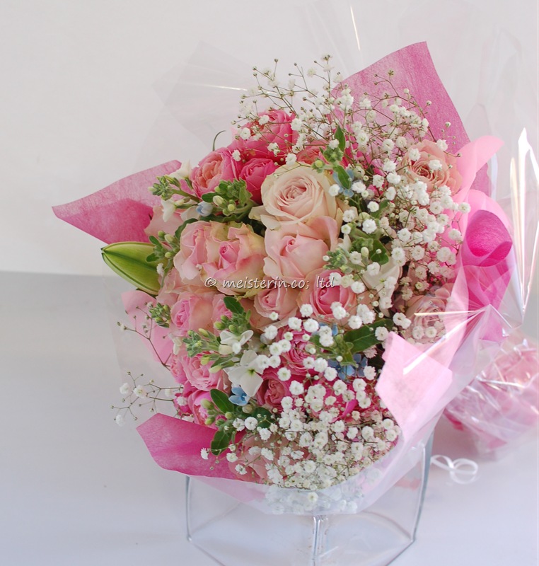 クリスマスプレゼントの花束