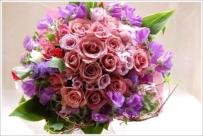 紫の薔薇の花束 ドイツマイスターの花束専門店 プロポーズフラワーショップ